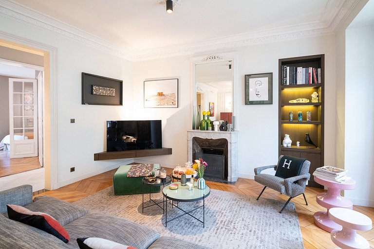 Par098 - Luxury 2 bedroom apartment in Paris