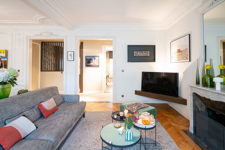 Par098 - Luxury 2 bedroom apartment in Paris
