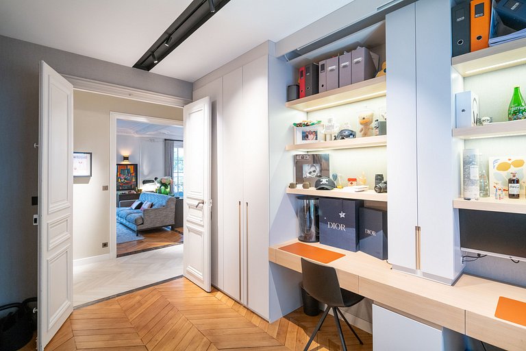 Par098 - Luxury 2 bedroom apartment in Paris