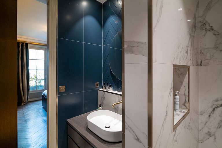 Par098 - Apartamento de 2 cuartos en Paris