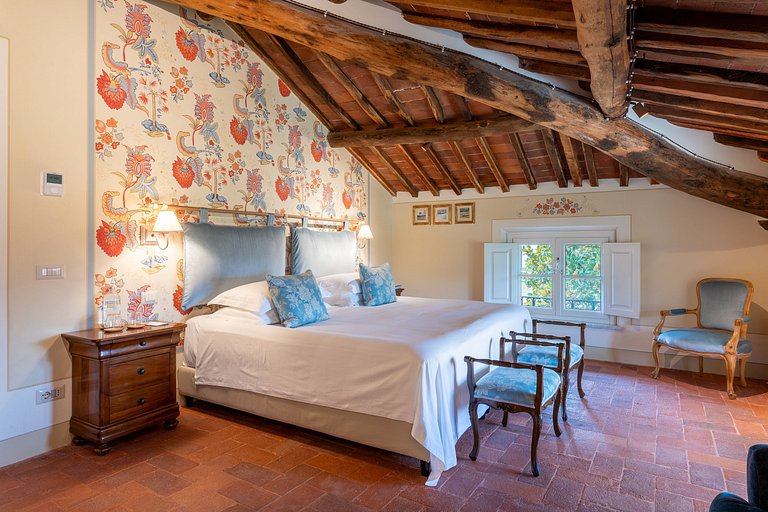 Tus022 - Une belle villa du XVIIIe siècle à côté de Lucca.