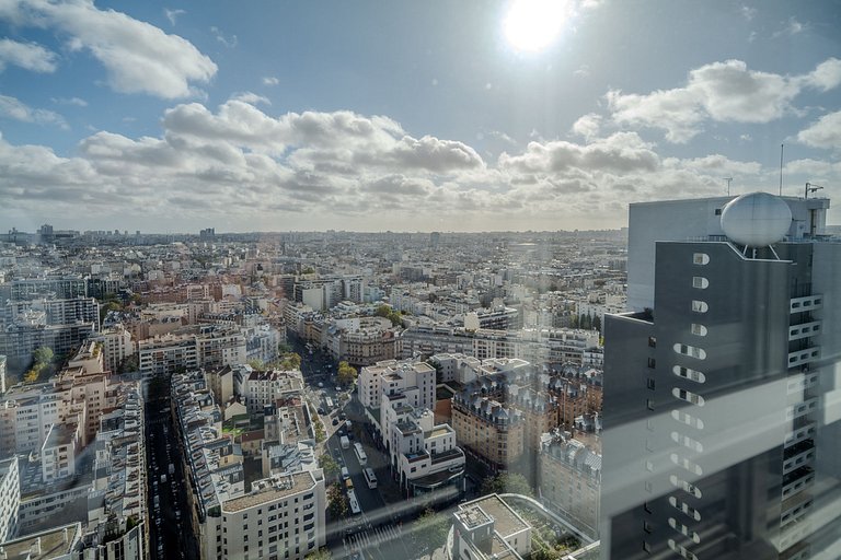 Par090 - Penthouse nid d'aigle à Paris 15
