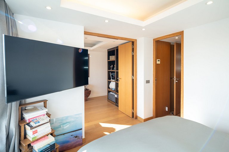 Par090 - Penthouse nid d'aigle à Paris 15