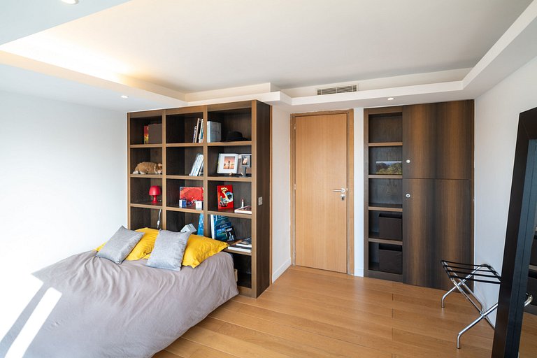 Par090 - Penthouse nid d'aigle à Paris 15