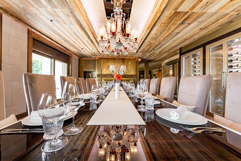 Alp004 - Upscale Chalet in Crans-Montana