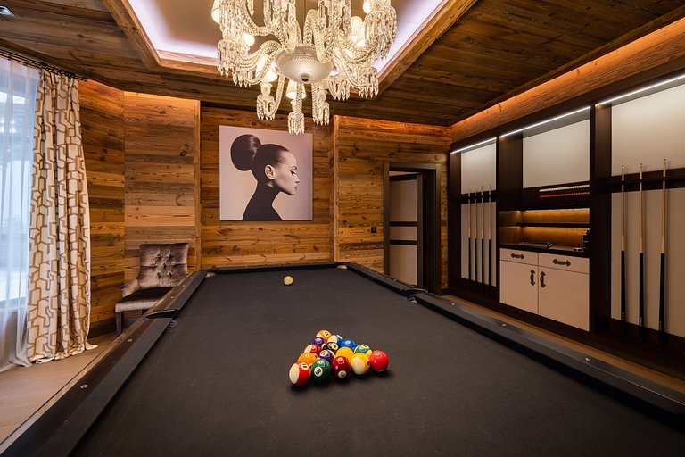 Alp004 - Upscale Chalet in Crans-Montana