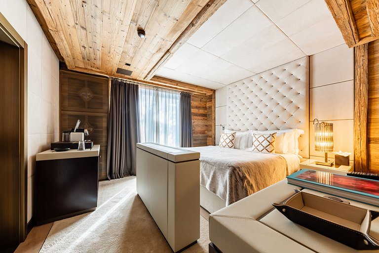 Alp004 - Upscale Chalet in Crans-Montana