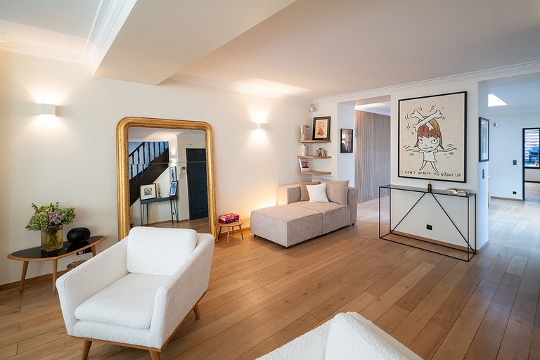 Par052 - Sublime townhouse in Auteuil District.