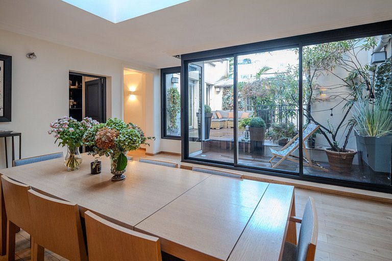 Par052 - Sublime townhouse in Auteuil District.