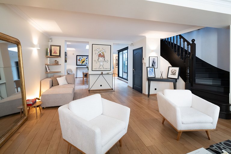 Par052 - Sublime townhouse in Auteuil District.