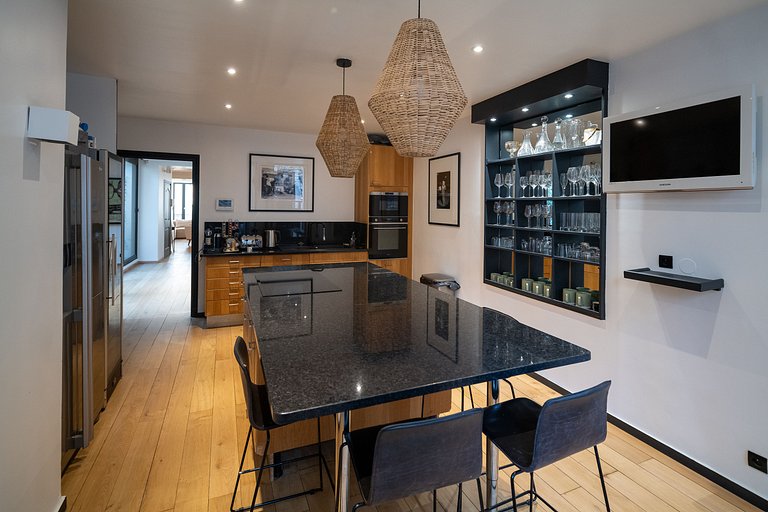 Par052 - Sublime townhouse in Auteuil District.