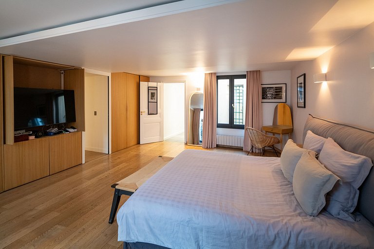 Par052 - Sublime townhouse in Auteuil District.