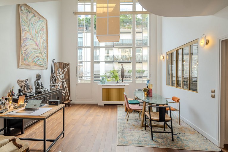 Par039 - Beau loft dans immeuble Art Déco