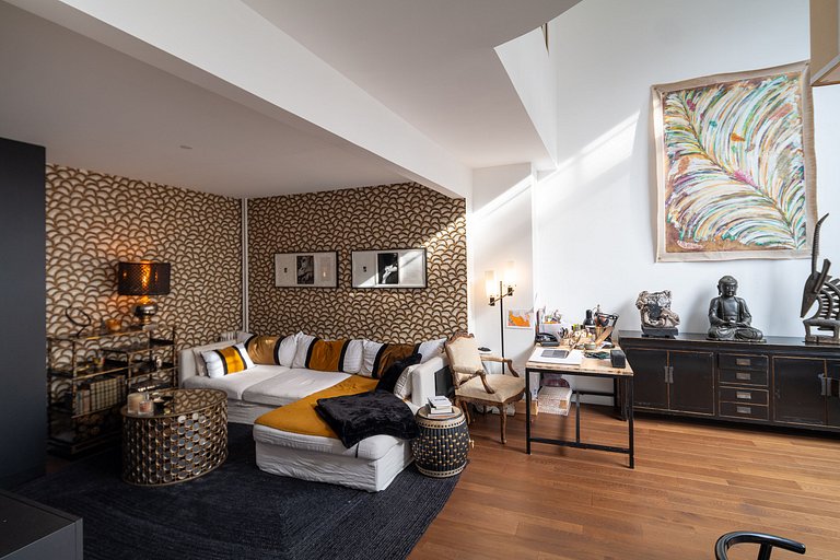 Par039 - Beau loft dans immeuble Art Déco