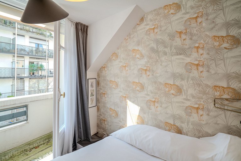Par039 - Splendid loft in Art Deco building