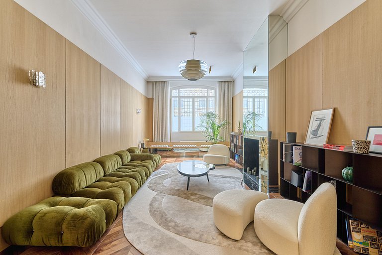 Par038 - Luxury duplex apartment in Paris 16