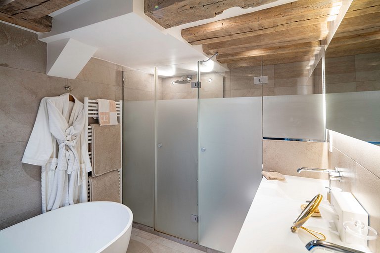 Par055 - Magnífico apartamento en Quai Saint Antoine