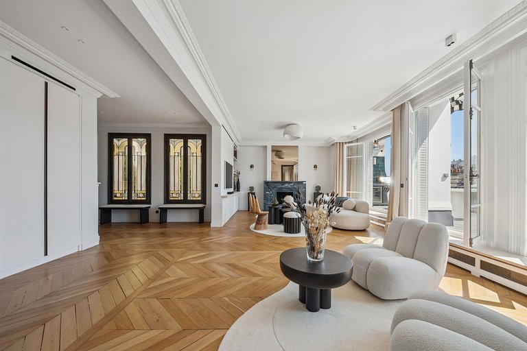 Par023 - Incroyable duplex avec terrasse.