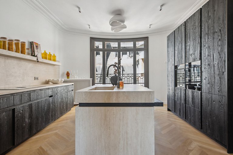 Par023 - Incrível duplex com terraço.