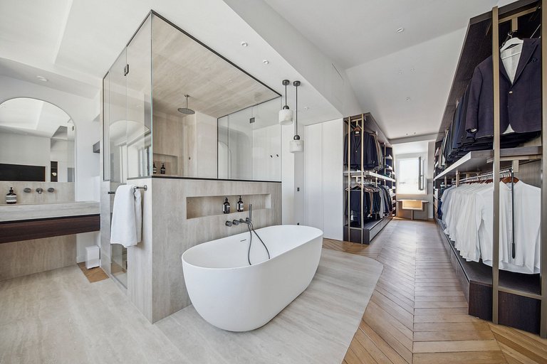 Par023 - Amazing duplex with terrace