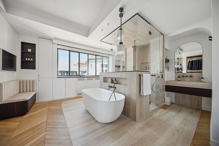 Par023 - Amazing duplex with terrace