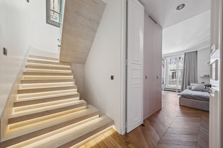 Par023 - Amazing duplex with terrace