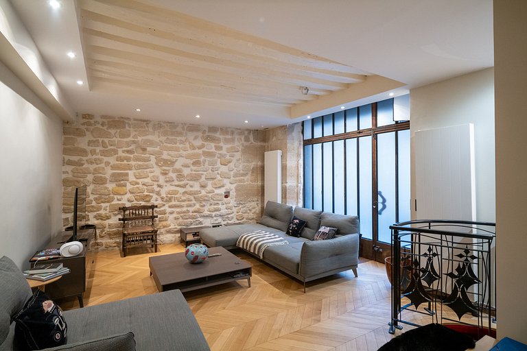 Par156 - Atypical haven in Paris