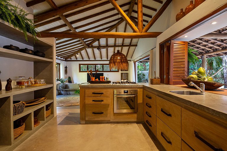 Bah130 - House with pool in Trancoso