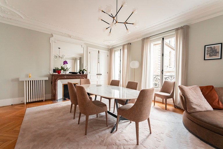 Par130 - Amazing apartment with a view on Notre-Dame