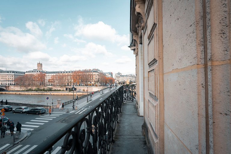 Par130 - Increíble apartamento con vista a Notre-Dame