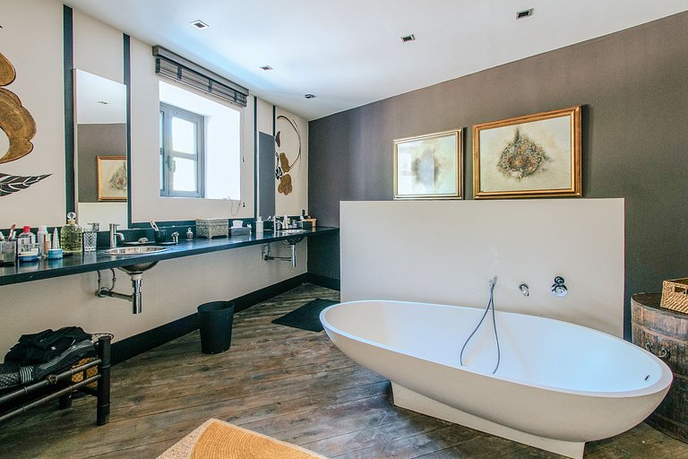 Idf001 - Corps de ferme de prestige à Orgeval