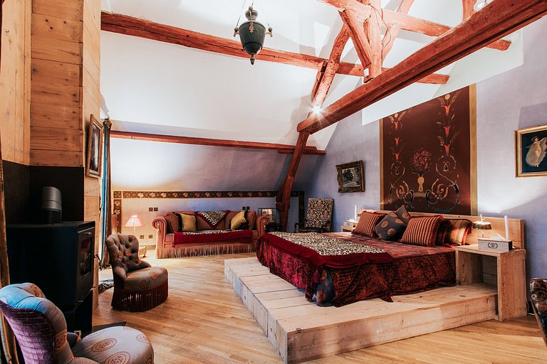 Idf001 - Breathtaking farm with 13 bedrooms