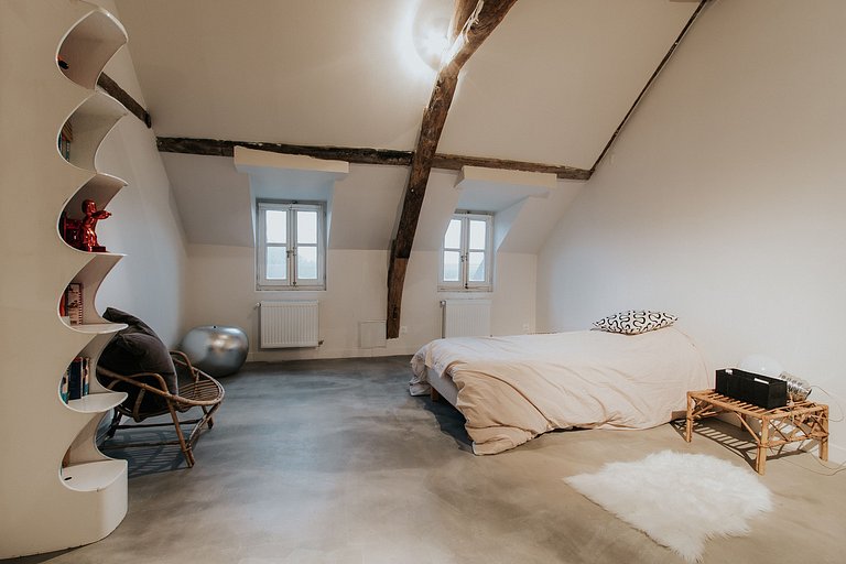 Idf001 - Breathtaking farm with 13 bedrooms