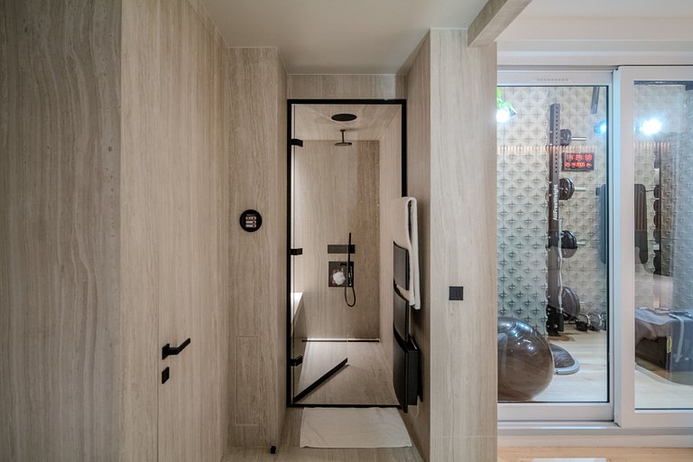 Par065 - Luxury apartment on Quai d'Orsay