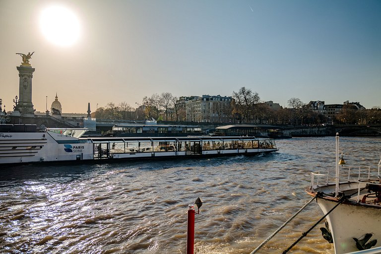 Par054 - Casa Flutuante de Luxo em Paris