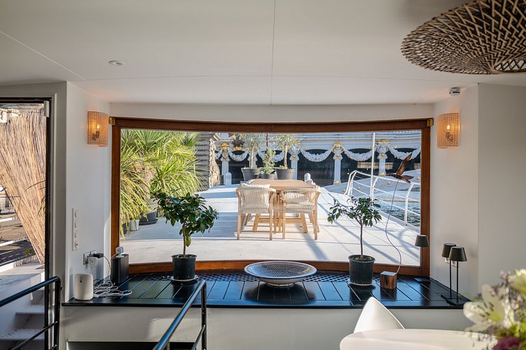 Par054 - Casa Flutuante de Luxo em Paris