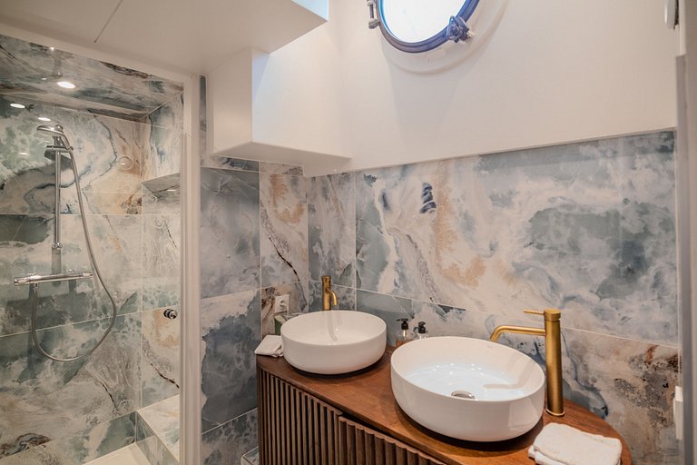 Par054 - Casa Flutuante de Luxo em Paris