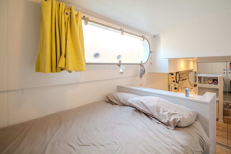 Par054 - Casa Flutuante de Luxo em Paris