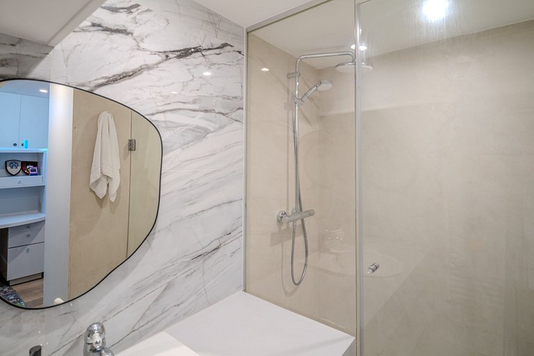 Par054 - Casa Flutuante de Luxo em Paris
