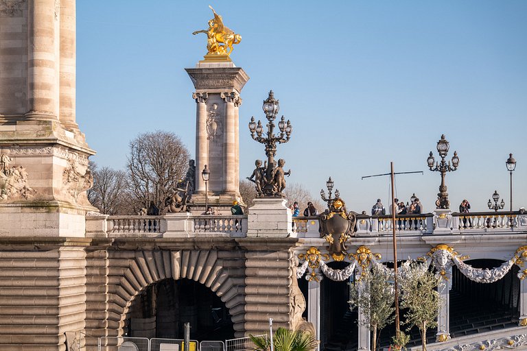 Par054 - Péniche de prestige à Paris