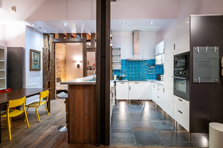 Par049 - Loft escondido no coração de Les Halles