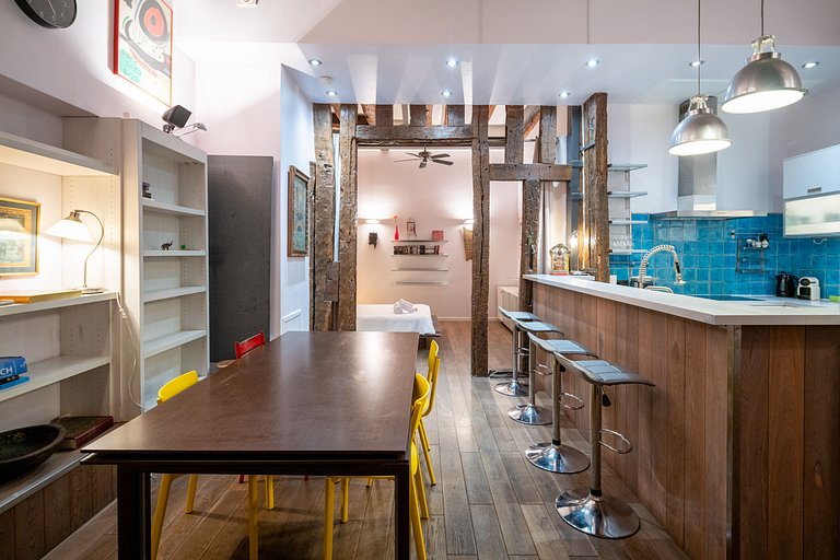 Par049 - Loft escondido no coração de Les Halles