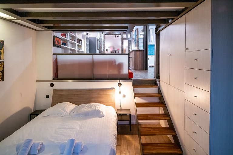 Par049 - Loft escondido no coração de Les Halles