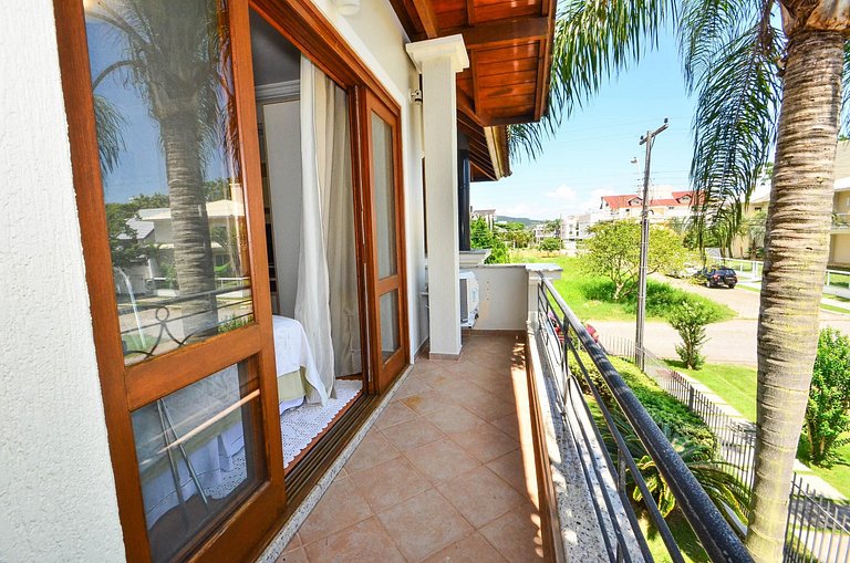 Flo022 - Charmosa casa de luxo em Jurerê