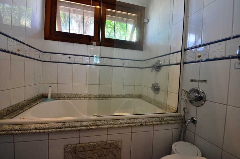 Flo022 - Charmosa casa de luxo em Jurerê