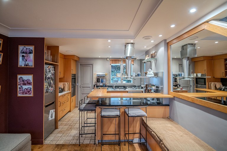 Par441 - Maison de ville à Paris 7.