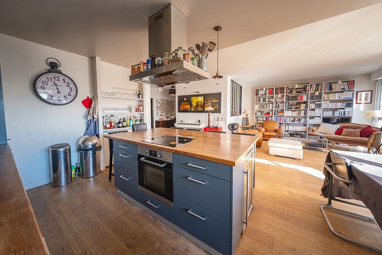 Par163 - Apartamento de 3 quartos em Paris