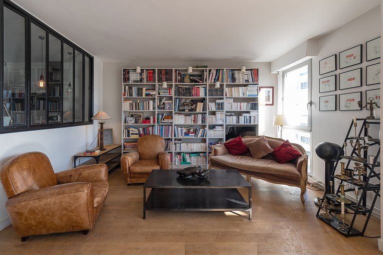 Par163 - Apartamento de 3 quartos em Paris