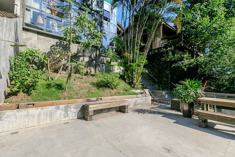 Rio049 - Villa de arquitetura moderna na Barra da Tijuca