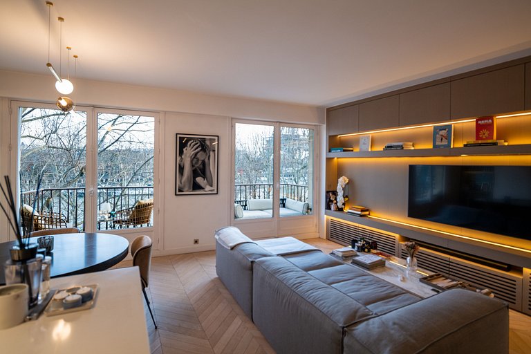 Par081 - Luxury one bedroom apartment in Paris